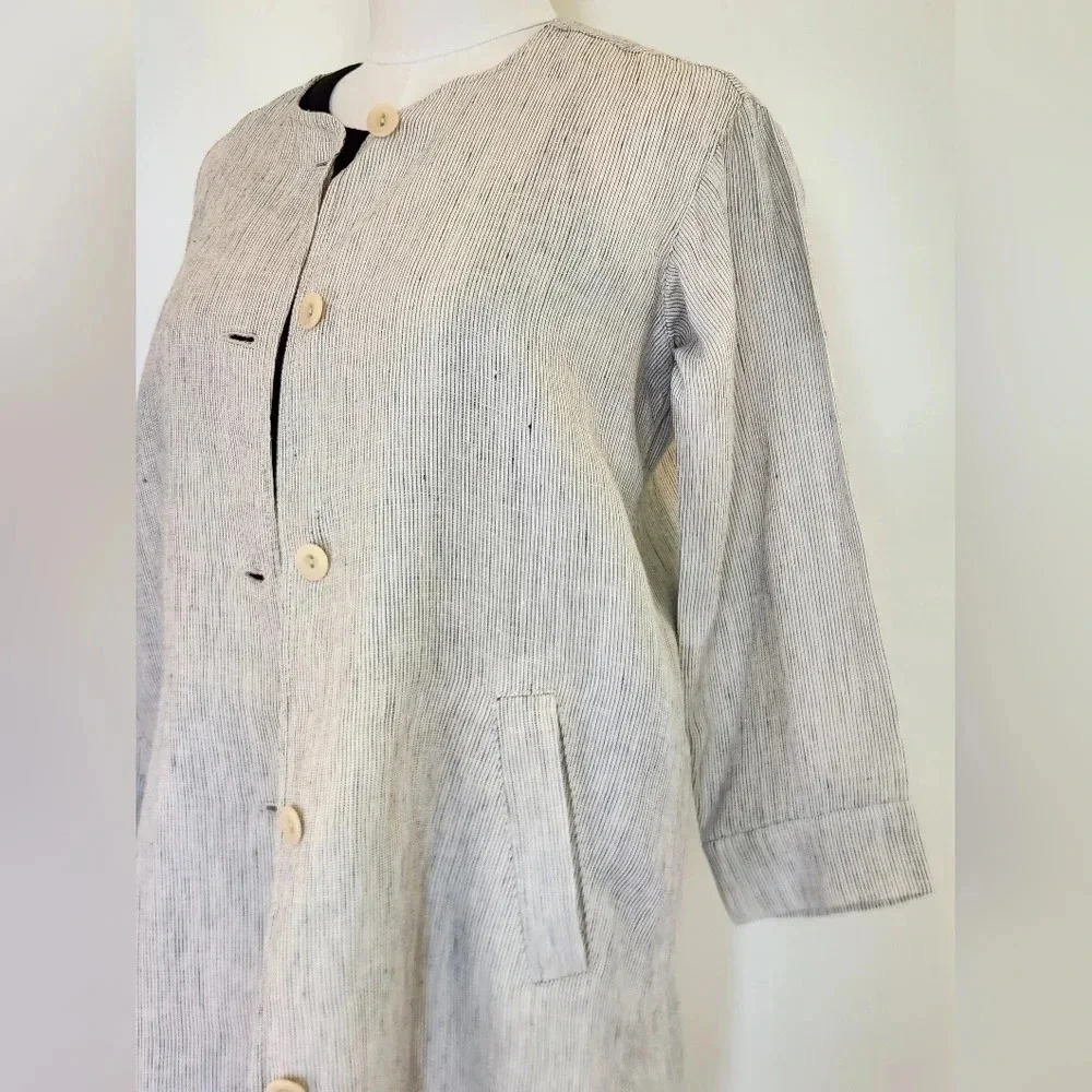 || EILEEN FISHER || linen jacket